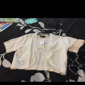 Medium Short Sleeve Cardigan w/tags