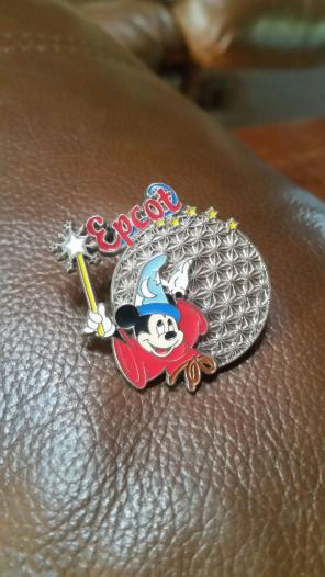 2004 epcot Disney pin