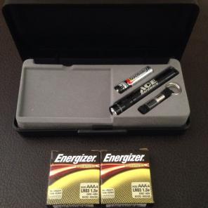 Mag-lite Solitaire