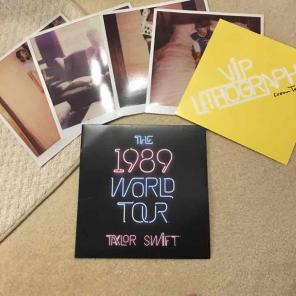 Taylor Swift 1989 lithographs & tour b