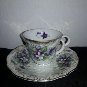 Vintage Demitasse Tea cup & Saucer