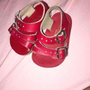 Size 0 sea wees sandals