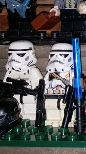 2 stroomtroopers legos