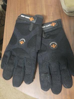 Large duty gloves