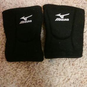 Mizuno knee pads