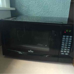 Rival Microwave Oven Great For Dorm