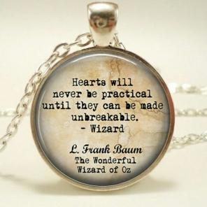 Wizard of Oz Practical Heart cabuchon