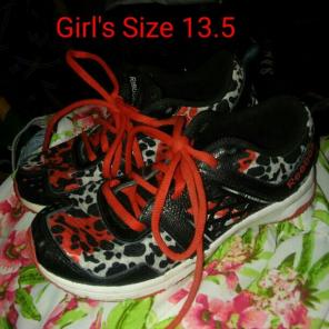 Girls Reebok 11 Tennis Shoes Black Red