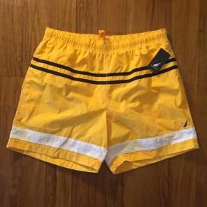 New Mens Nautica Swim Trunks Size Large.