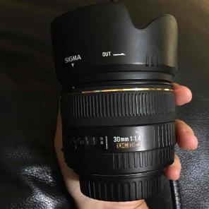 Sigma 30 mm f1.4 DC HSM Lens