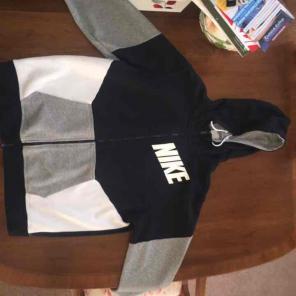 Nike Sweater