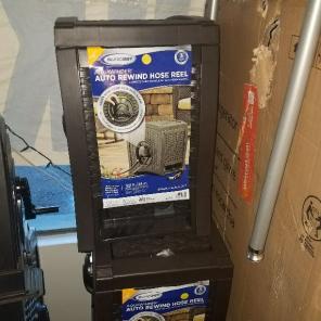 Suncast Automatic Hose Rewind & Storage