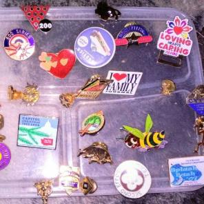 Lot 20+ vtg pinbacks, trolls, medals