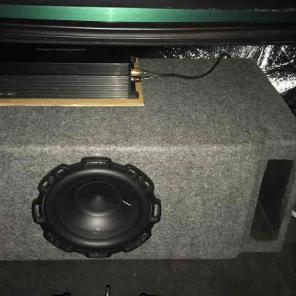 Rockford fosgate p1 8nch subwoofer