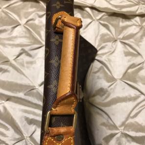 Louis Vuitton More Pics $800