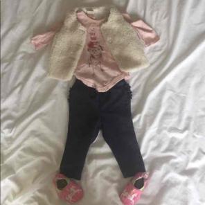 gap/ old navy outfit robeez shoes 3-6 mo
