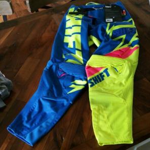 New shift mx pants