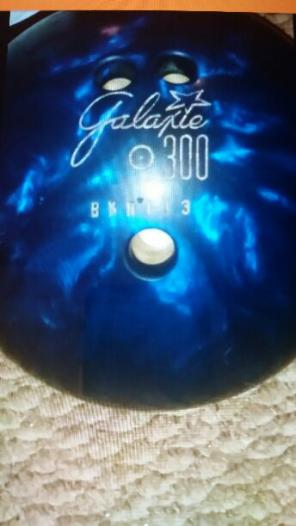 Galaxie Bowling Ball with Bag