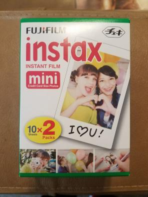 FujiFilm Instax Mini 20pk Expires 2019