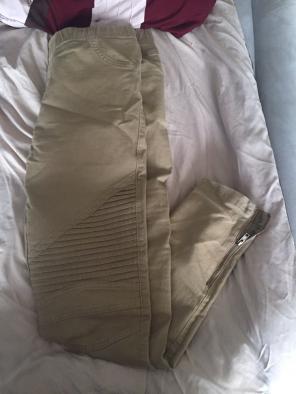 Khaki Skinnys