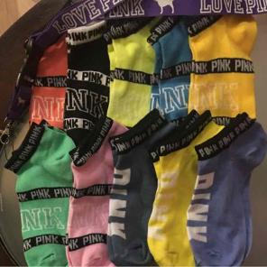10 pairs pink socks + 1 free lanyard