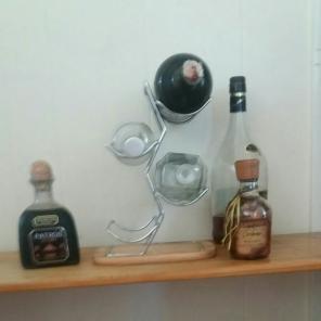 Rum holder
