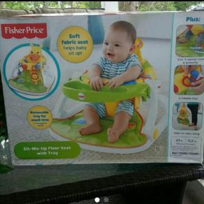 Sit me up floor seat with tray