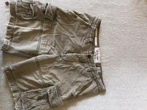 A&F - Olive Cargo Shorts
