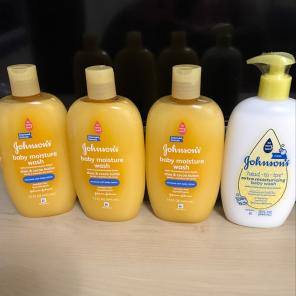 Johnson’s Baby Moisturizing Babywash Lot
