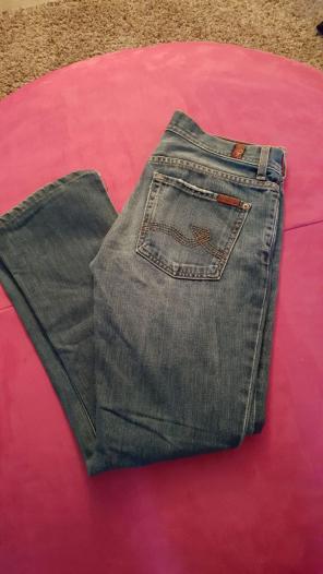 Seven for all mankind capris