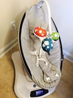 4 Moms Mamaroo Baby Swing