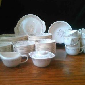 22kt gold 1950's dinner ware set