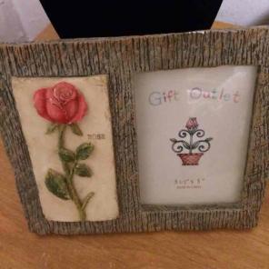 Rose 31/5 by 5 picture frame