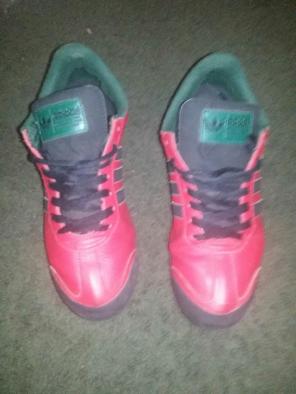 Adidas red-black