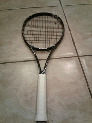 Wilson Blade 98 16x19 grip 3/8