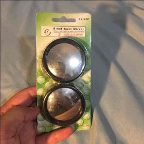 Blind spot mirror
