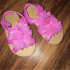 Flower Sandals size 5C flash sale