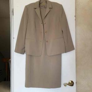 Caslon 2 pc dress with blazer