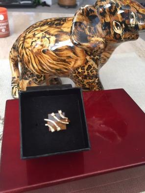 Size 5 Vintage 18KGF Stamp