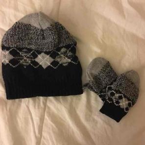 Koala Baby Hat&Mittens 6-12 Months NWOT
