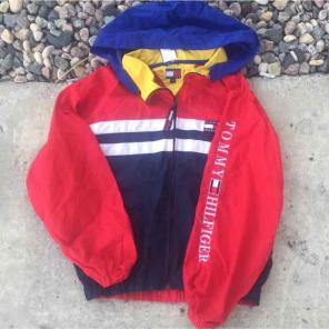 Vintage Tommy Hilfiger Spellout Mint