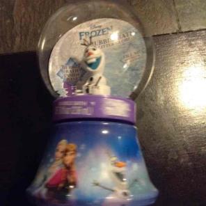 New Disney frozen Olaf glitter globe