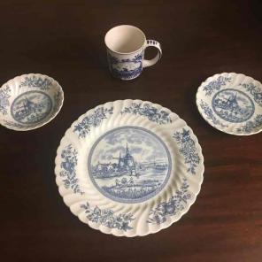 Johnson Brothers Tulip Time- Blue 4 - pc