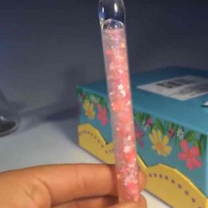 Pretty glitter dabber