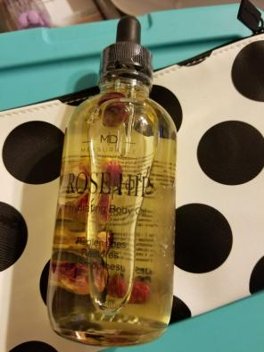 ROSEHIP OIL WITH ROSE PETALS