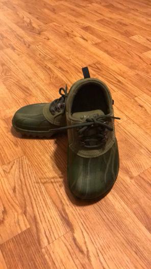 Unisex Lace up Camo Crocs M 6 W 8