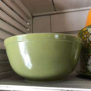 Pyrex 403 Verde Green Mixing Bowl