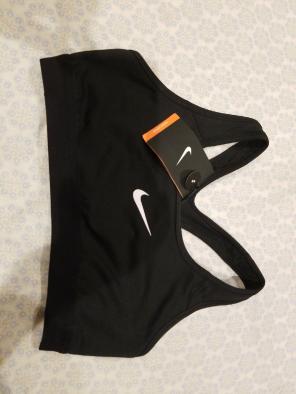 Nike Pro Classic