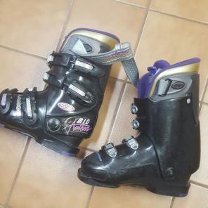 Mondo 23.5 fit like a women's 6 to 6.5