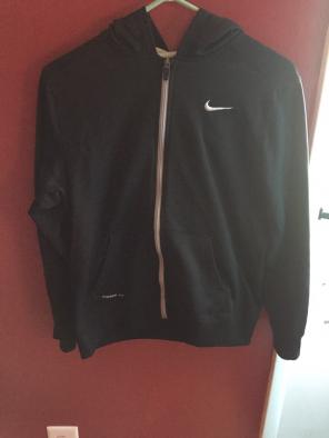 Nike Boys XL Therma-fit
